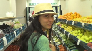 flaca morena enhanced tetas