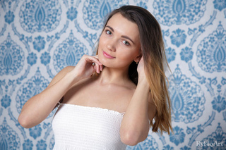 chick white blouse strips