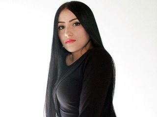 latino jovencita guapas pechos
