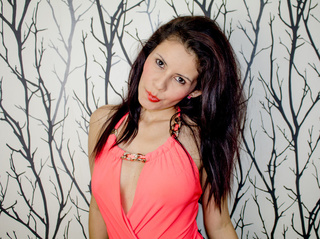 latin girl like snapshot