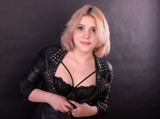 white teen beautiful tits