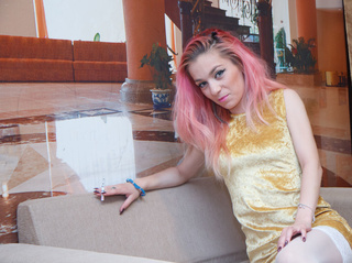 white girl pink hair