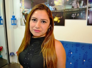 latin girl nice tits