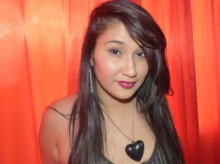 latino jovencita guapas pechos