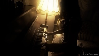 piano jugando pivón gracefully