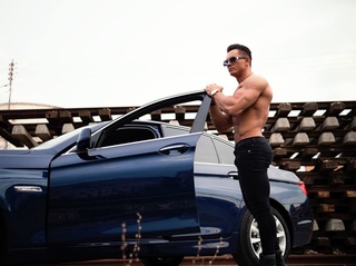 blancas hombre dariodemarco bailando