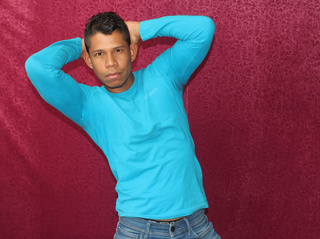 latin man anddybrownxl smoking