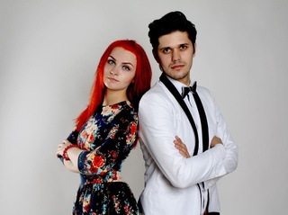 white couple denlina live