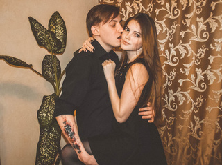 white young couple evaandfry