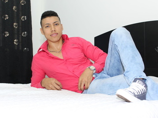 latin gay ethanhottiexxx like