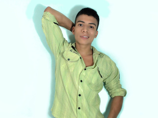 latino gay hotlatinboy94 vibrador