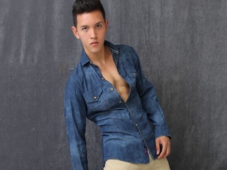 latin young gay mikelukas