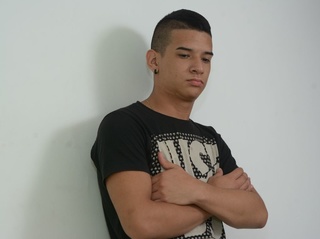 latino jóvenes gay y0ungmale4u