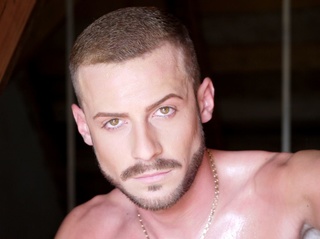 white gay kyroslion like