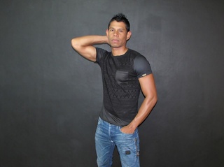 latino gay andyhugexl bailando
