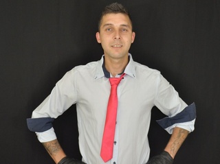 white gay xgladius like