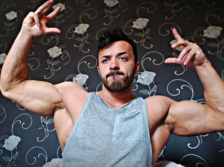 white gay rippedmuscleshow