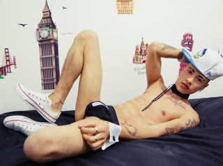 latin young gay maximiliano8