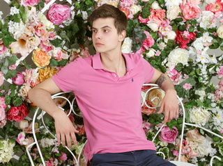 white young gay kanecansmile
