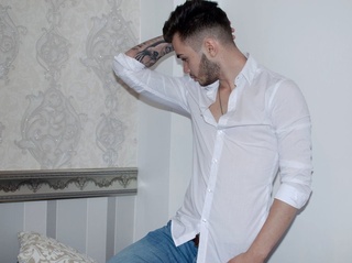 white gay xhornyjustinx zoom