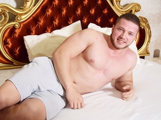white gay ivanhandsome