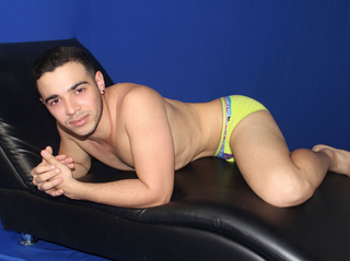 gay spencerforn striptease dancing