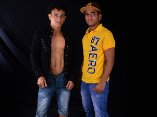 latin gay 2hugehotcocks like