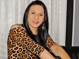 latin young transgender ameliaxhot