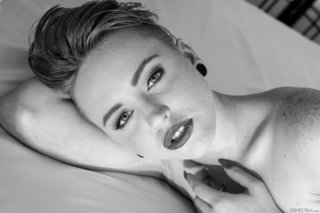 short haired gal boots