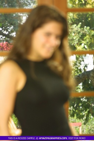 preciosas nena displays steaming