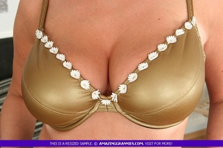 steaming hot milf teases