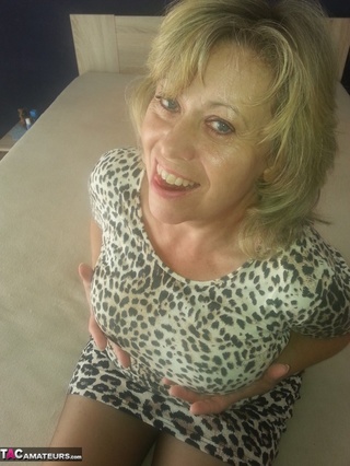 guapas rubias milf posar