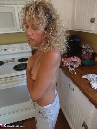 sucia rubias milf rosa
