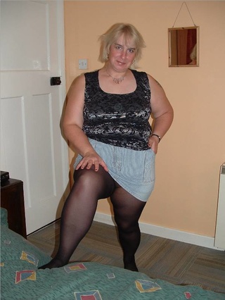 blonde milf chubby body