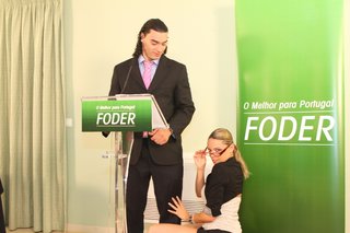 cerebrito rubias secretaria posar