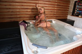blonde bitch nice body