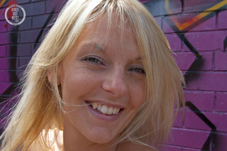 foxy blonde peels silver