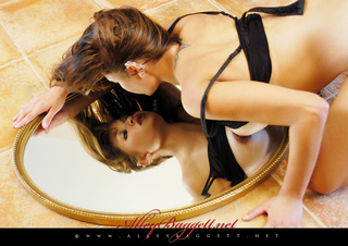 black nightie brunette masturbates