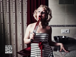 killer blonde licks bloody