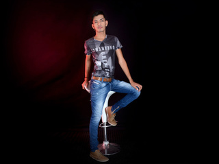 latino jóvenes hombre cuteguysasshot