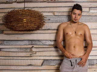 latin man peterperez fingering