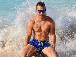 white man modelbcn vibrator