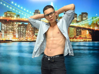 latin man latinbodysex roleplay