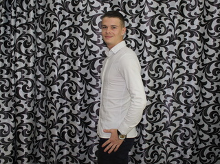 white young man manpablo