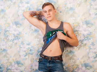 white young man dominiknice