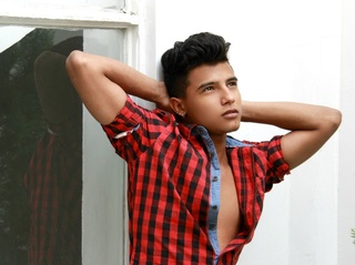 latin young gay joshuawall