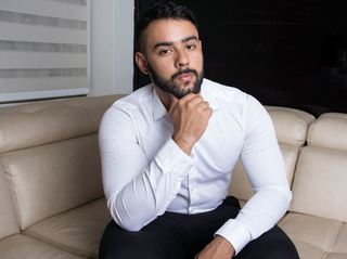 latino gay coryduncan vibrador