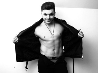 white gay nathanreid oil