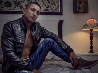 latino gay josephreik directo