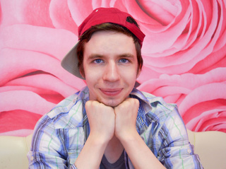 white gay elliotthard oil